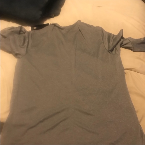 Women’s adidas brand new zip up long sleeve. - Picture 5 of 6